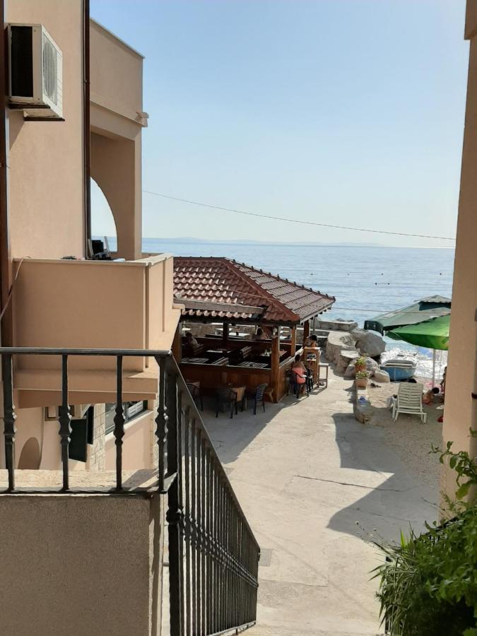 Beach Apartment Renco Sumpetar Exteriör bild