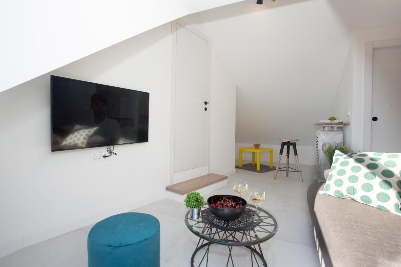 Beach Apartment Renco Sumpetar Exteriör bild